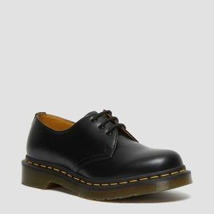 Dr Marten 7 1/2 women’s oxford
